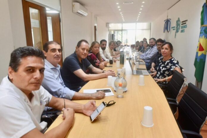 Paritarias bonaerenses: los médicos también aceptaron el aumento salarial del 6,5%