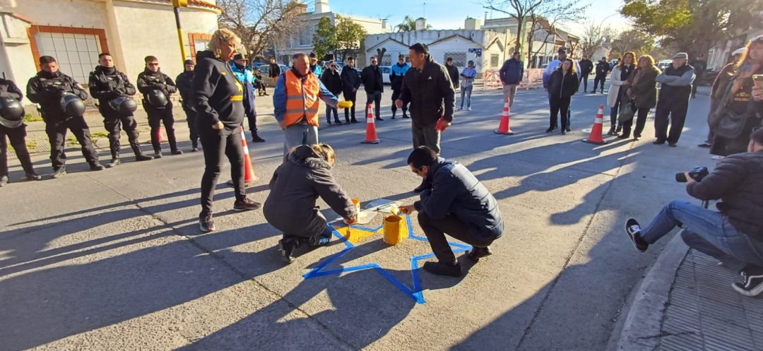 Pintaron una Estrella Amarilla para recordar a un policía que murió durante una persecución