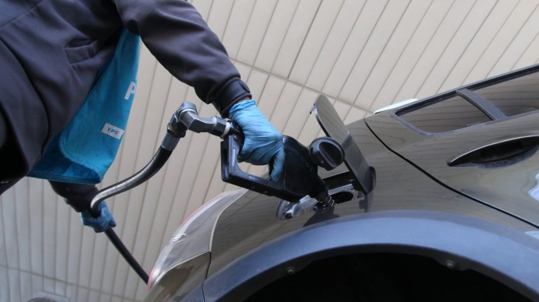 La venta de combustibles sigue muy por debajo de 2023