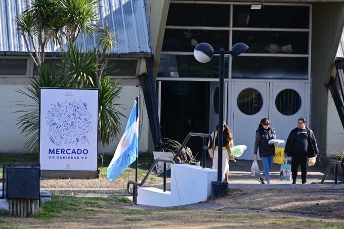 El Mercado Bahiense vuelve a abrir sus puertas con ofertas y descuentos