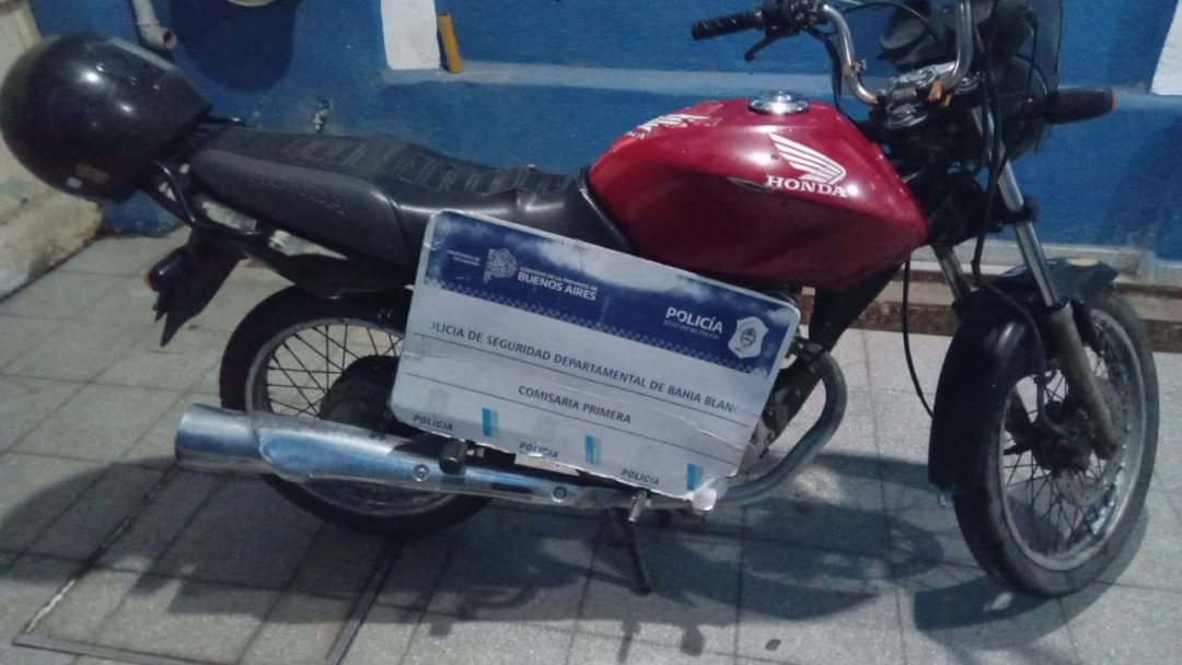 Los detuvieron cuando intentarban robar una moto en pleno centro