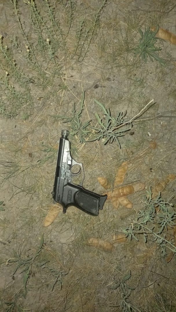 Amenazó a su novia con un arma, fue perseguido por la policía y quedó detenido