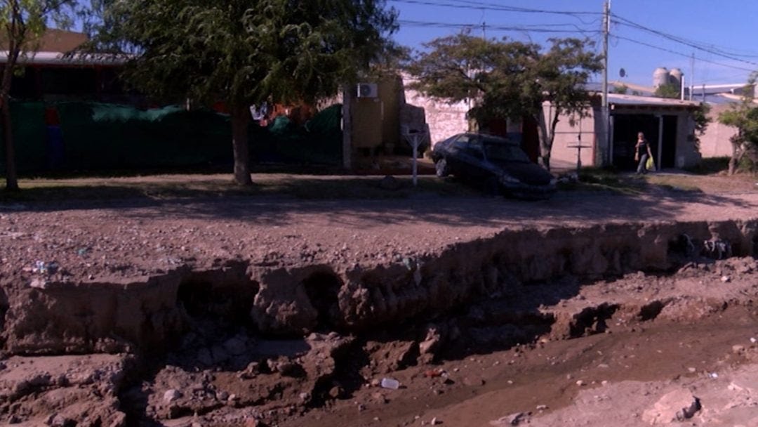 Bo. Taxistas: “El fin de semana, el agua se llevó todo lo que habían arreglado” aseguró un vecino