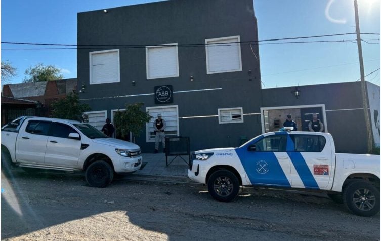 Tenían marihuana, cocaína y un arma: condenan al segundo acusado a 4 años de prisión