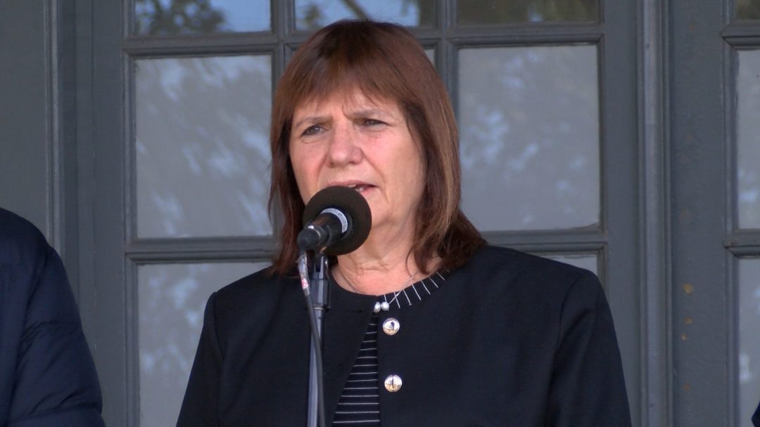 Bullrich en Bahía Blanca: “La ayuda llega y será ampliada a comerciantes y empresas afectadas”