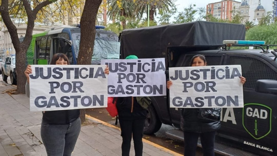 “Esperamos justicia”: el reclamo de Jonathan Ortega, a dos años del crimen de su hermano hincha de Villa Mitre