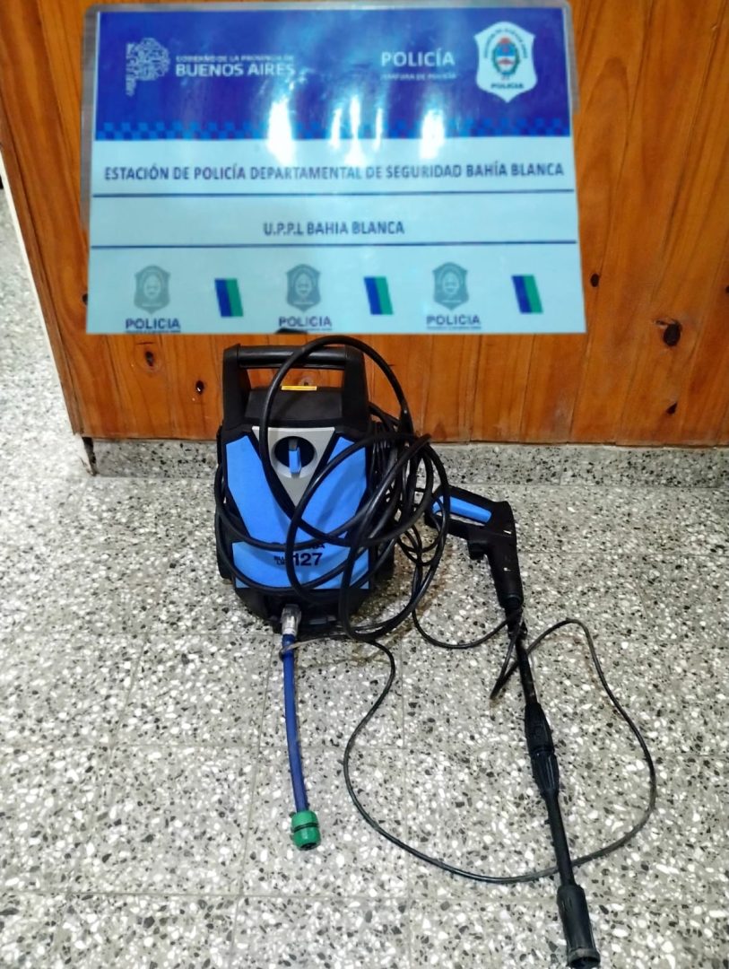Entraron a robar saltando por el patio y se llevaron una hidrolavadora: dos detenidos