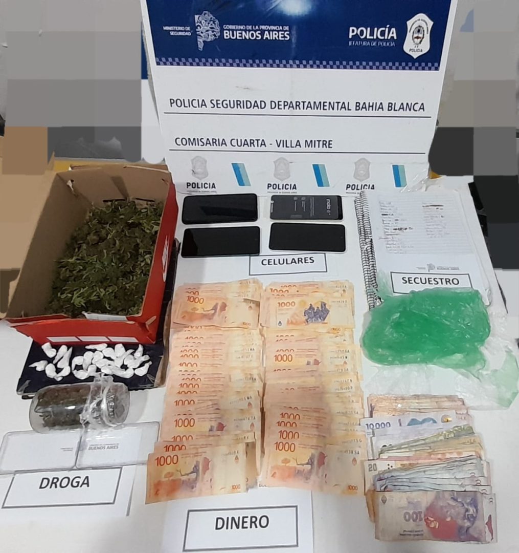 Cayó una pareja acusada de vender drogas: les secuestraron cocaína, marihuana y dinero en efectivo