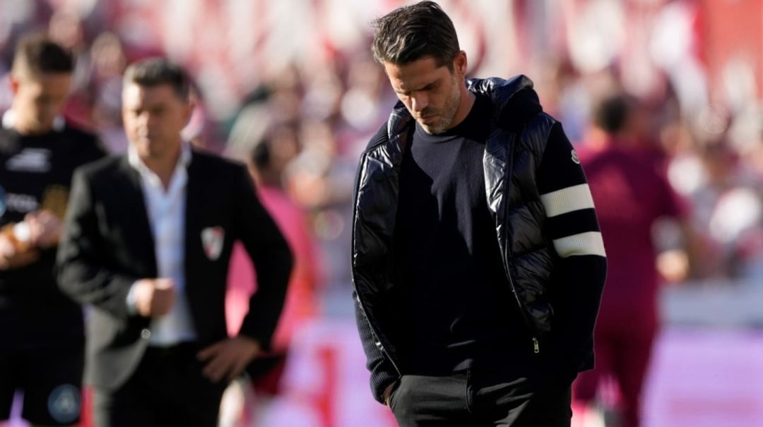 Riquelme echó a Fernando Gago tras la derrota de Boca en el Superclásico