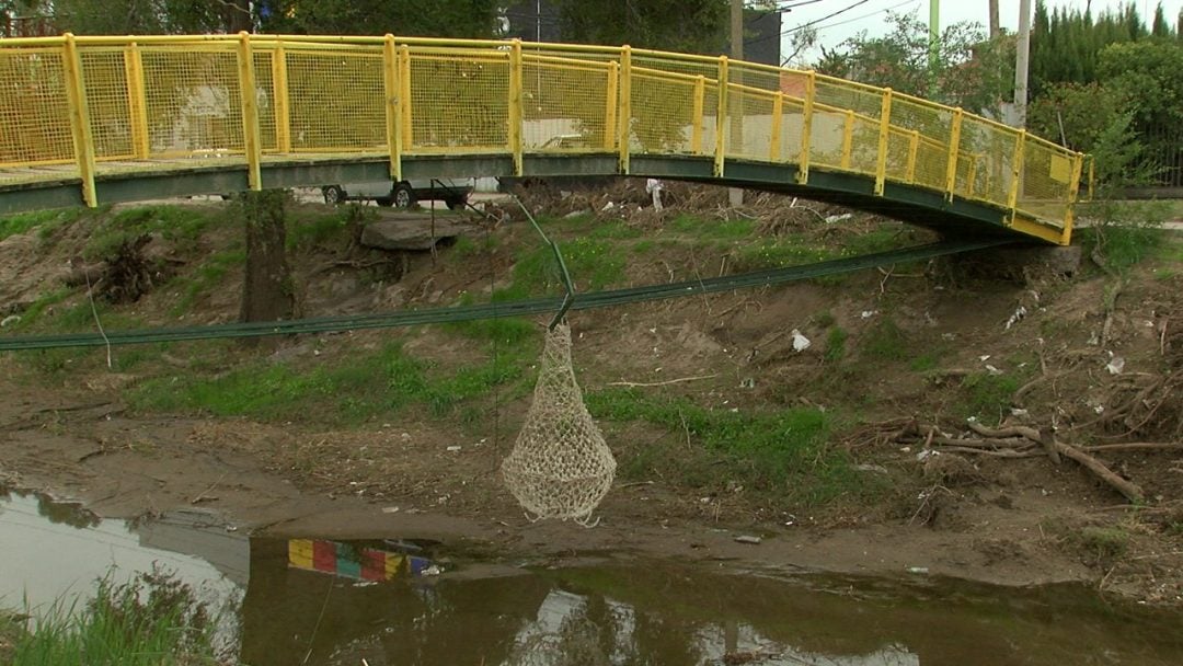 La lámpara que volvió a brillar: una obra que pareció perdida tras la inundación