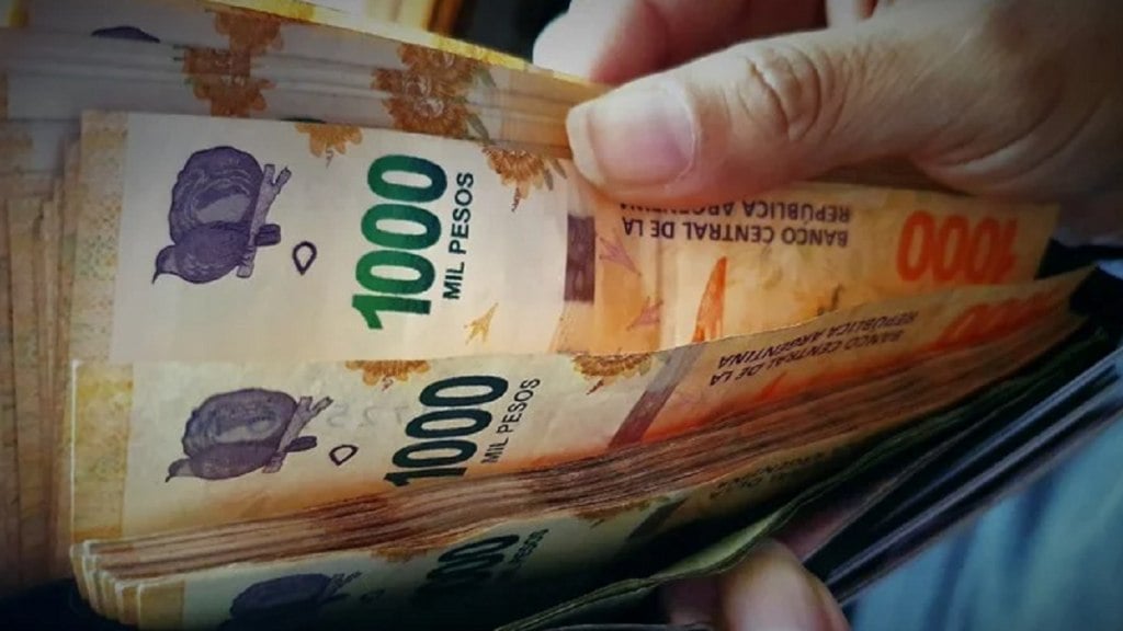 Los salarios crecieron 93% interanual, según CONINAGRO