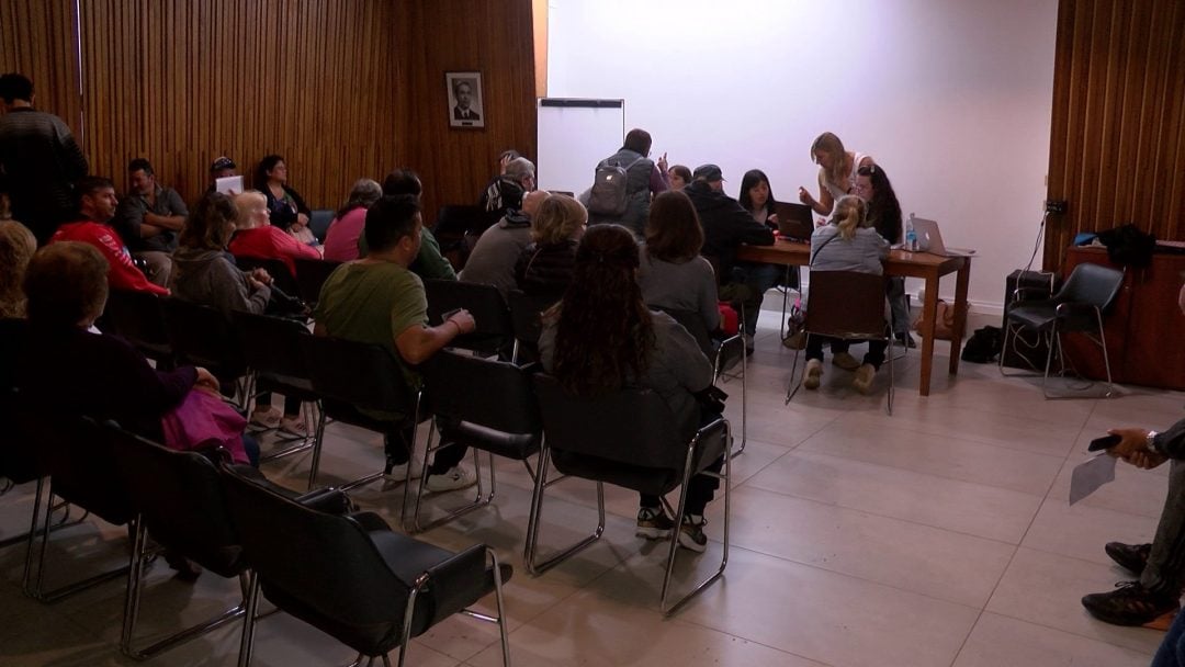 Sólo el 28% logró completar el trámite: la UNS orientó a casi mil personas para acceder al subsidio social
