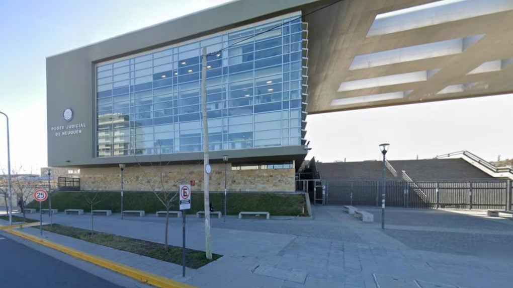 Neuquén: un profesor de música fue asesinado de más de 50 puñaladas y el principal sospechoso es un exalumno