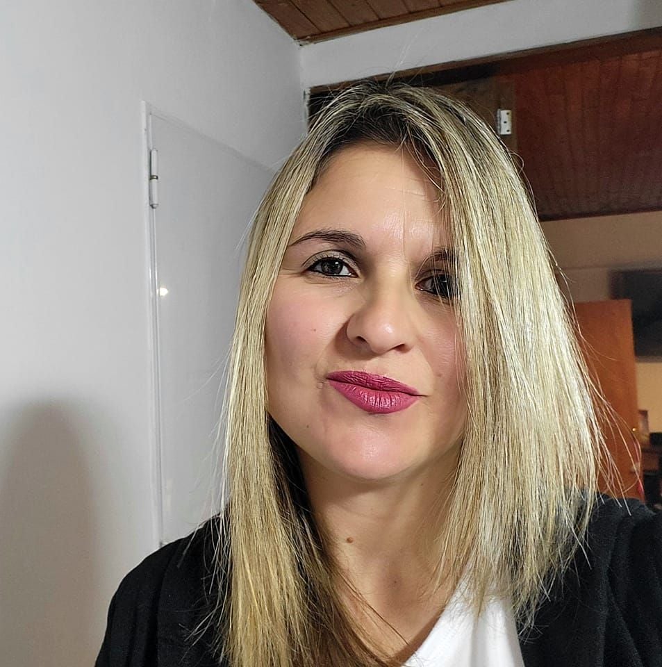 Suspenden las clases en las escuelas en las que trabajaba la docente que murió en el choque del cruce de la ruta 3 vieja