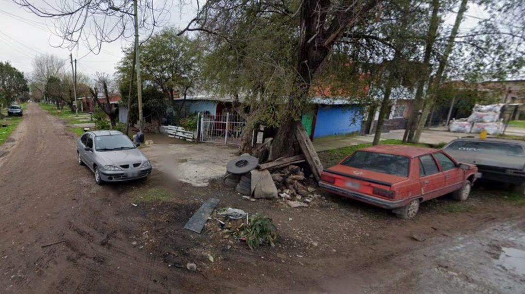 Pánico en Burzaco: llegó borracho al cumpleaños de su hermano, atacó a golpes a su papá e incendió la casa