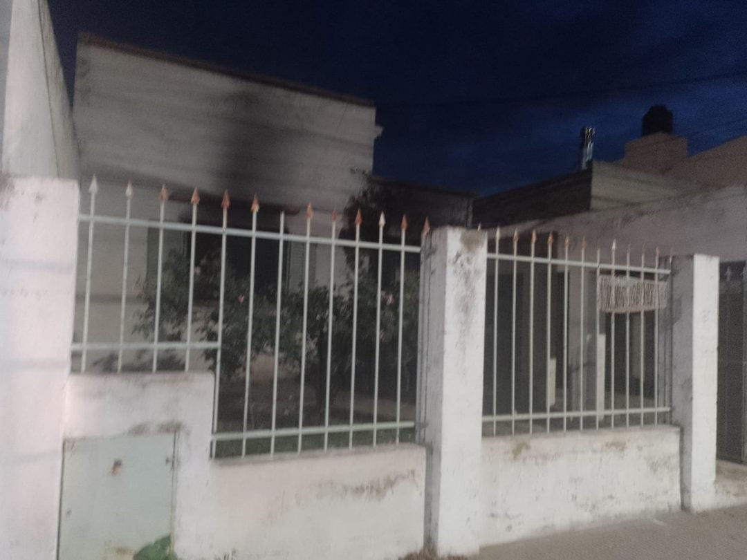 Se incendió una vivienda por un calefactor encendido con ropa cerca