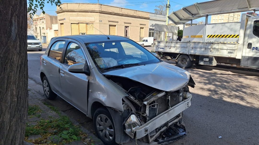 Fuerte accidente en Rondeau y 9 de julio
