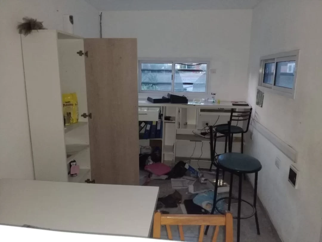 Robaron y vandalizaron en el predio del club La Armonía