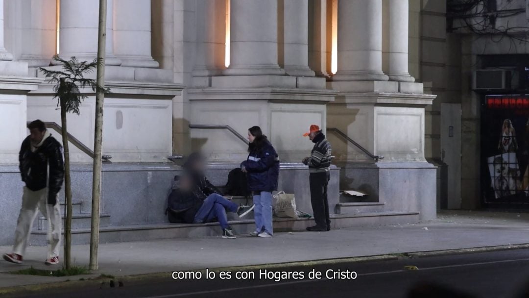 Bajas temperaturas: cómo funciona el programa municipal de atención a las personas en situación de calle
