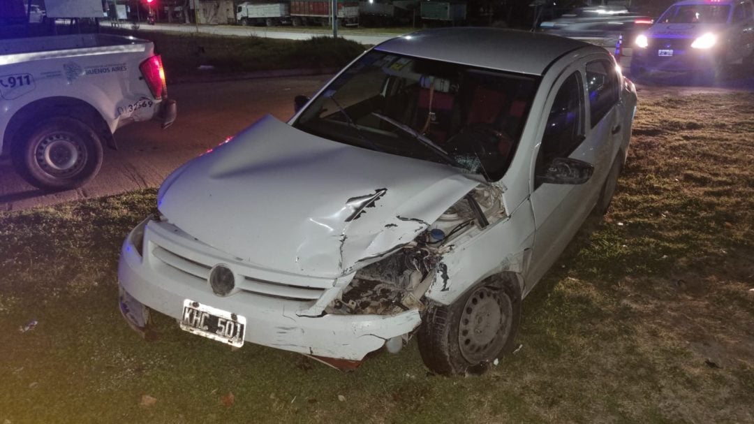 Un choque en Colón y Nueva Provincia dejó a un conductor hospitalizado con fuertes dolores en el tórax