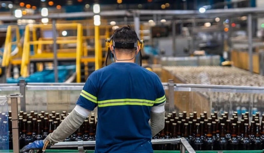 Cervecera detendrá su planta principal