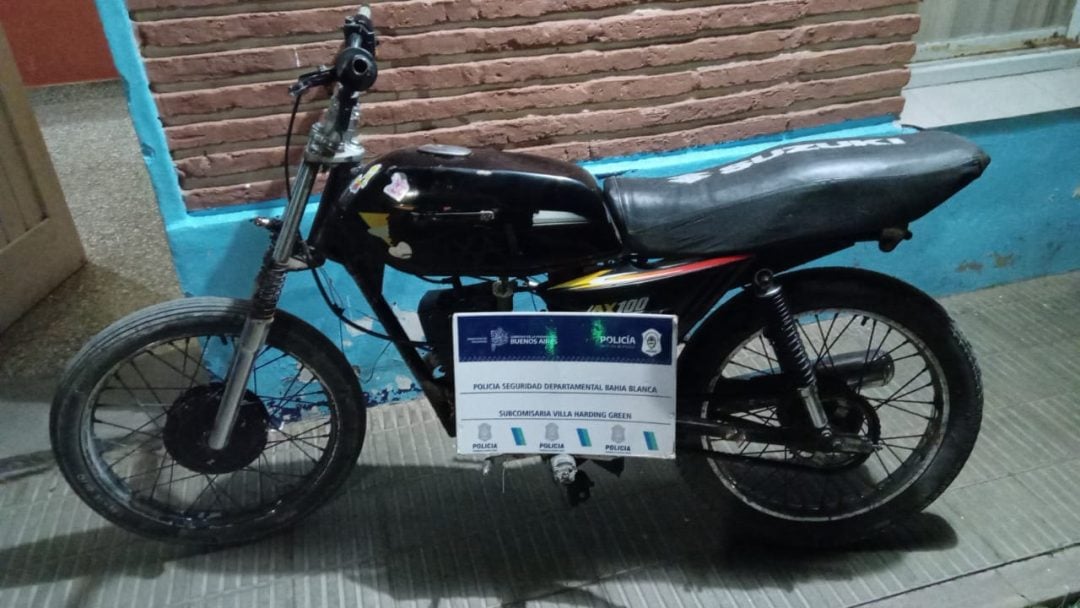 Le robó la moto al primo y quedó detenido