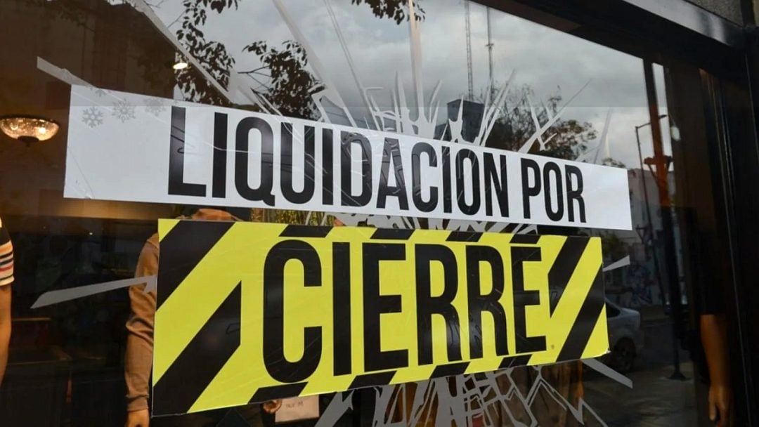 Denuncian que cerraron 12.000 pymes en el primer año de Milei