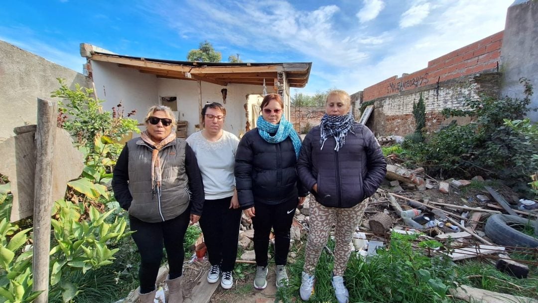 “Invisibles bajo el agua”: el reclamo de las vecinas del barrio Pampa Central tras la inundación que arrasó con todo