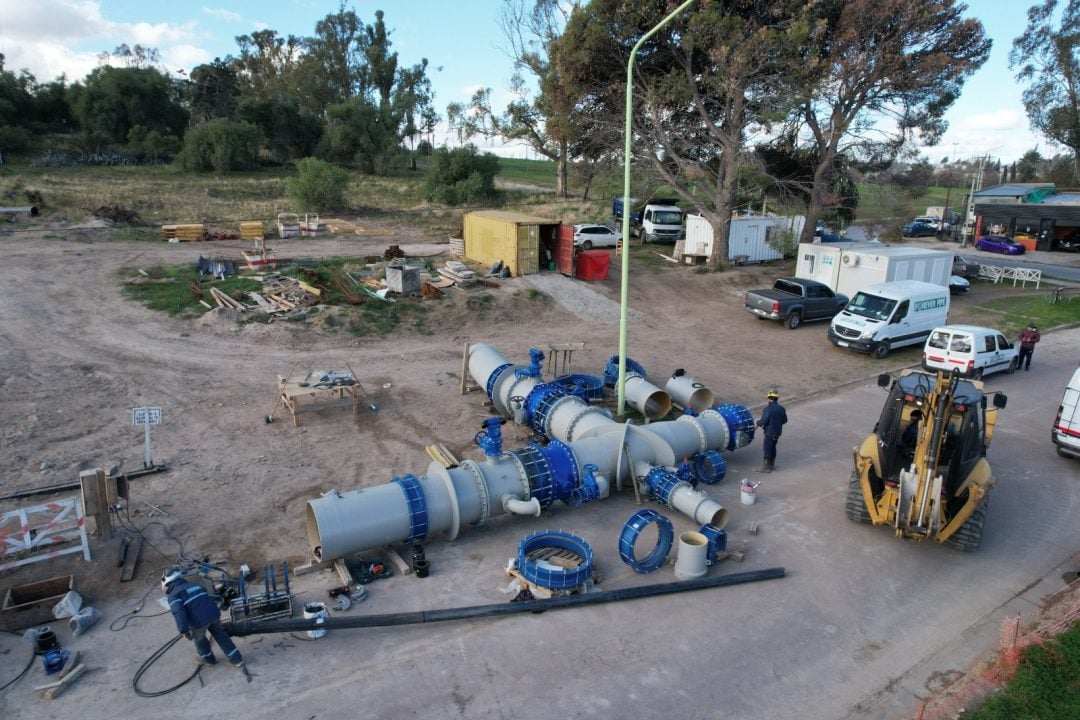 La semana próxima habrá un corte prolongado de agua en Bahía por obras en el Acueducto Brandsen
