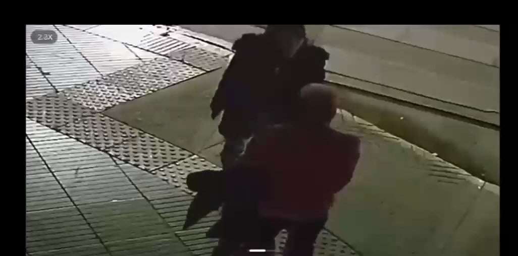 Impactante video: así fue el momento en que la mujer apuñaló y mató a su pareja en Belgrano