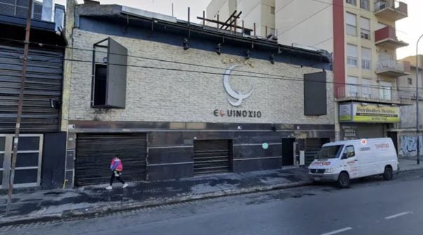 Un joven de 19 años murió tras ir a su departamento con tres chicas que conoció en un boliche: lo desvalijaron