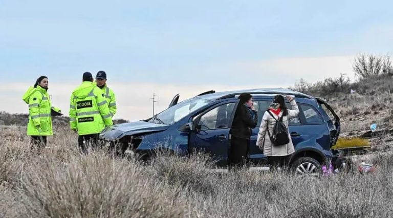 Vuelco fatal en Río Negro: murió una familia de turistas durante sus vacaciones