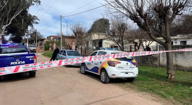 Encontraron muerto a un curandero de 82 años en su casa: estaba atado y tenía golpes en la cara