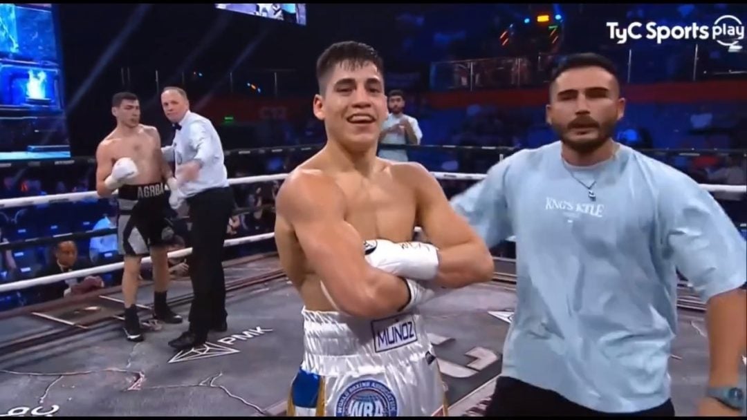 Batacazo de Neri Muñóz en Rusia: tremendo KO2 ante Khariton Agrba y se pone a tiro del título mundial