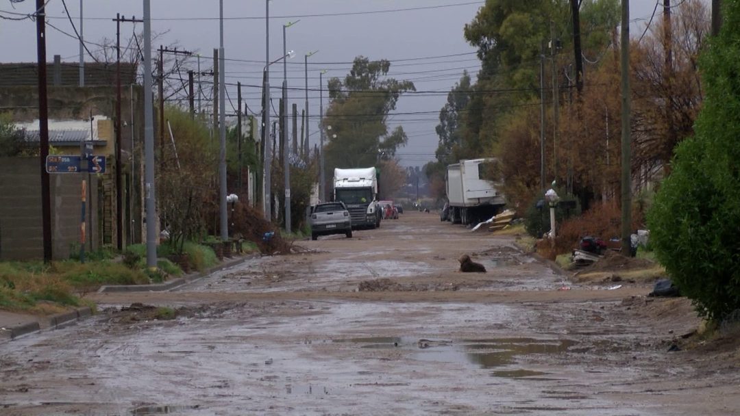 “Es increíble cómo se ha venido abajo Cerri”: vecina denuncia el abandono total tras la inundación del 7 de marzo