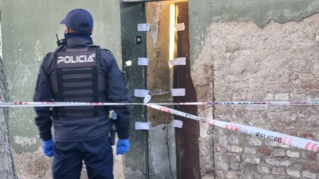 Mendoza: un joven le disparó a su amigo en el cuello mientras manipulaba un arma y dijo que fue un accidente