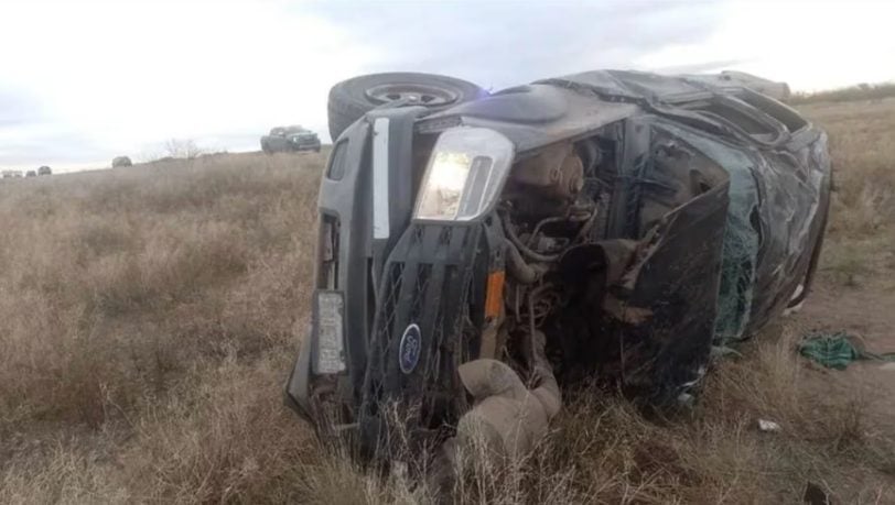 Conmoción en La Pampa: murió el intendente de Limay Mahuida luego de volcar con su camioneta en la ruta