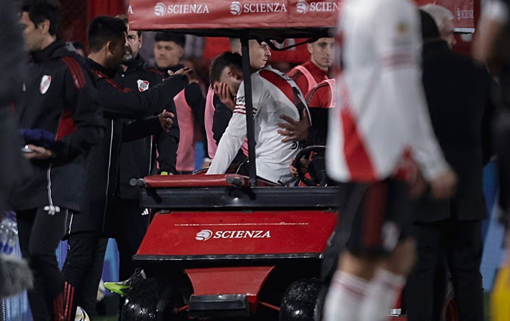 Germán Pezzella se rompió los ligamentos cruzados y no podrá jugar en lo que queda de la temporada