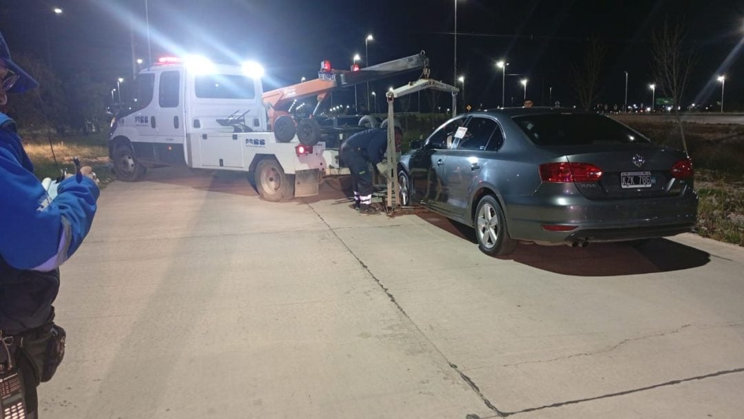 Operativo contra las picadas clandestinas: secuestraron siete autos y una moto en controles de tránsito