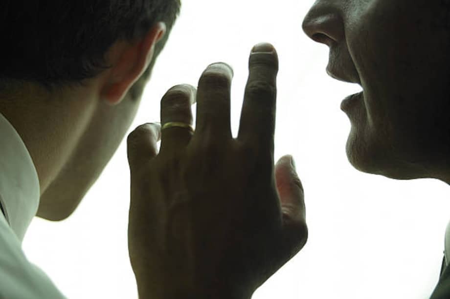 Los chismes son necesarios: contar uno al día reduce el estrés y mejora la salud, según la ciencia