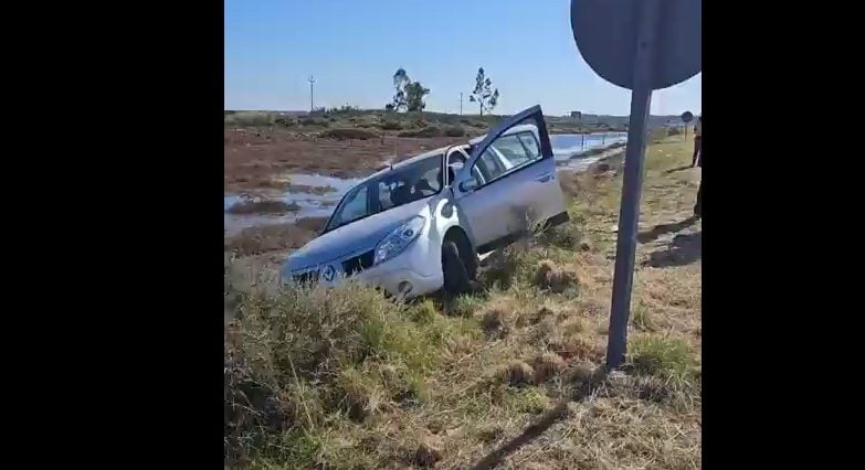 Cuatro vehículos protagonizaron un choque en cadena cerca de Punta Alta