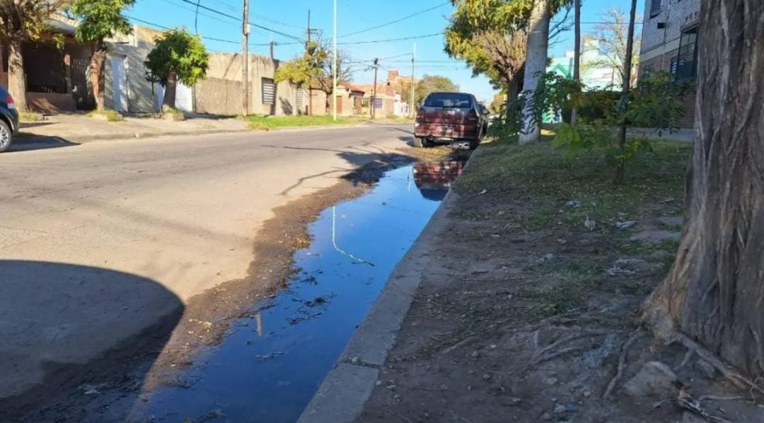 Concejal pide declarar la Emergencia Sanitaria y Ambiental en Bahía Blanca por los desbordes cloacales