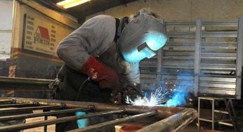 La industria utilizó 58,8% de su capacidad instalada en junio y y registró otra suba interanual
