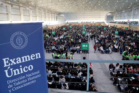 Residencias médicas: el Gobierno anunció un nuevo sistema de convalidación para los títulos extranjeros