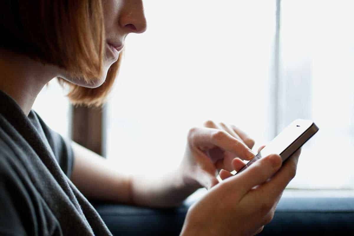 Reducir el uso del celular por tres días genera cambios en el sistema de recompensa del cerebro