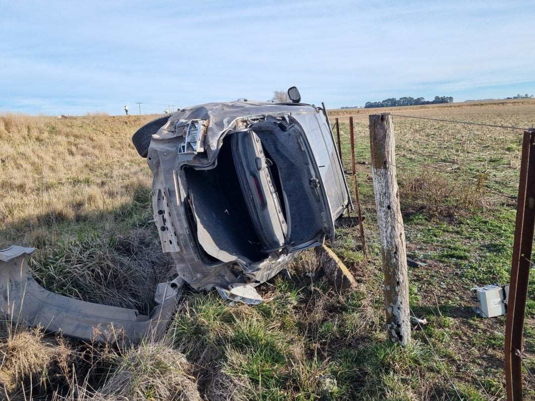 Un pringlense volcó en ruta 85. Resultó ileso