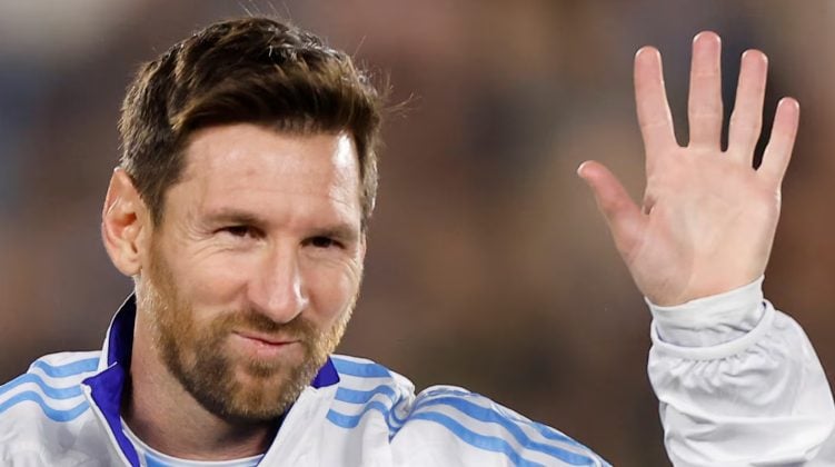 El encuentro de dos leyendas: la foto de Messi y Charly García que se hizo viral