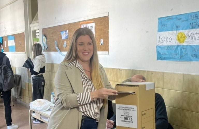 Franca Grippo, candidata de La Libertad Avanza, votó y remarcó la importancia de concurrir a votar