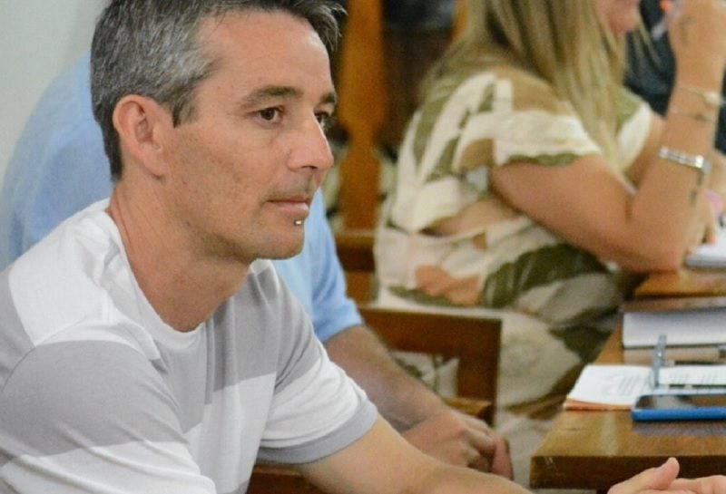 Habló otra mamá contra el exconcejal denunciado por abuso en Tornquist: “No podés poner en duda la palabra de seis nenas contra un adulto violador”