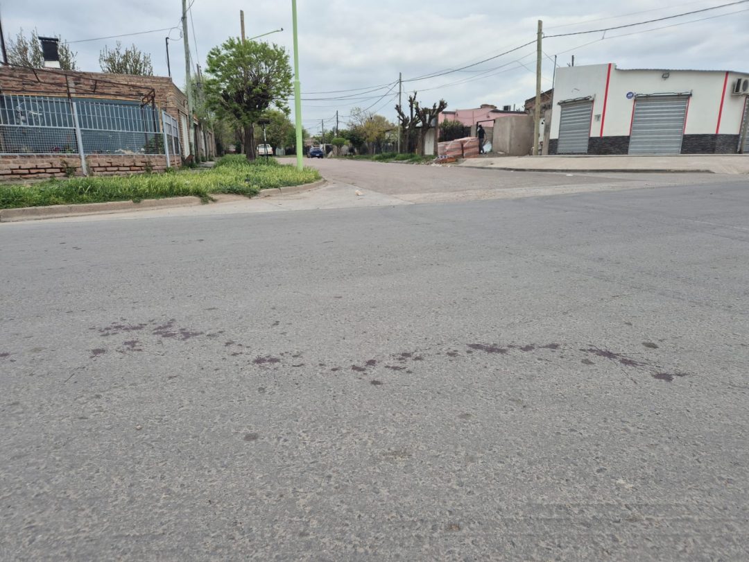 Sigue internado en el Hospital Municipal el hombre baleado en Paunero y Estados Unidos